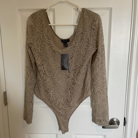 Buy 2 get 1- Lace bodysuit brand new - Picture 1 of 3